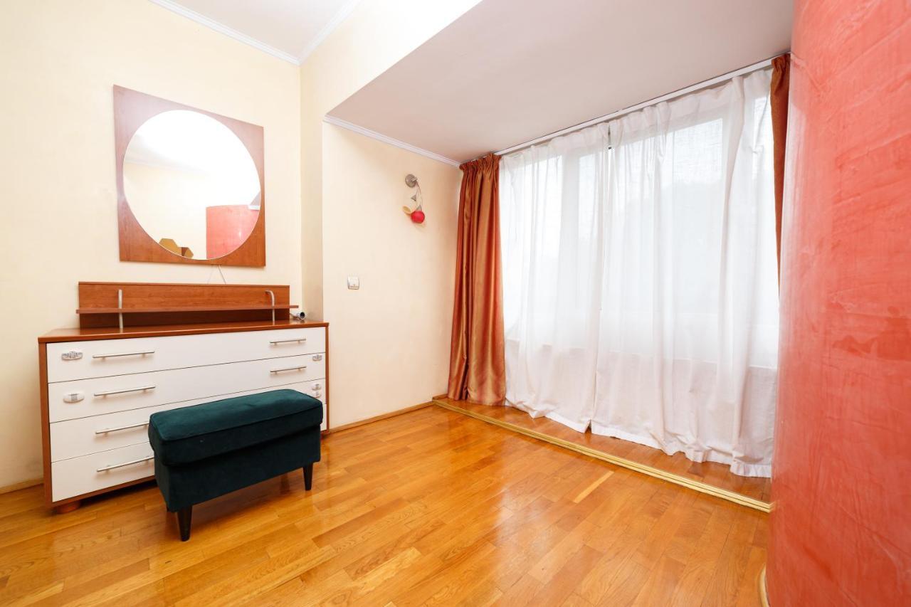 Color Apartments Unirii 14 Blv بوخارست المظهر الخارجي الصورة